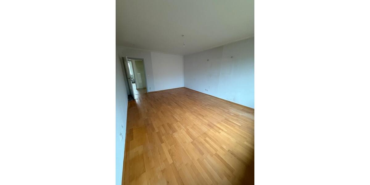 Etagenwohnung Pinneberg - 3 Zimmer, 71 m&sup2;, 1.250&euro; | Angebot:25175180