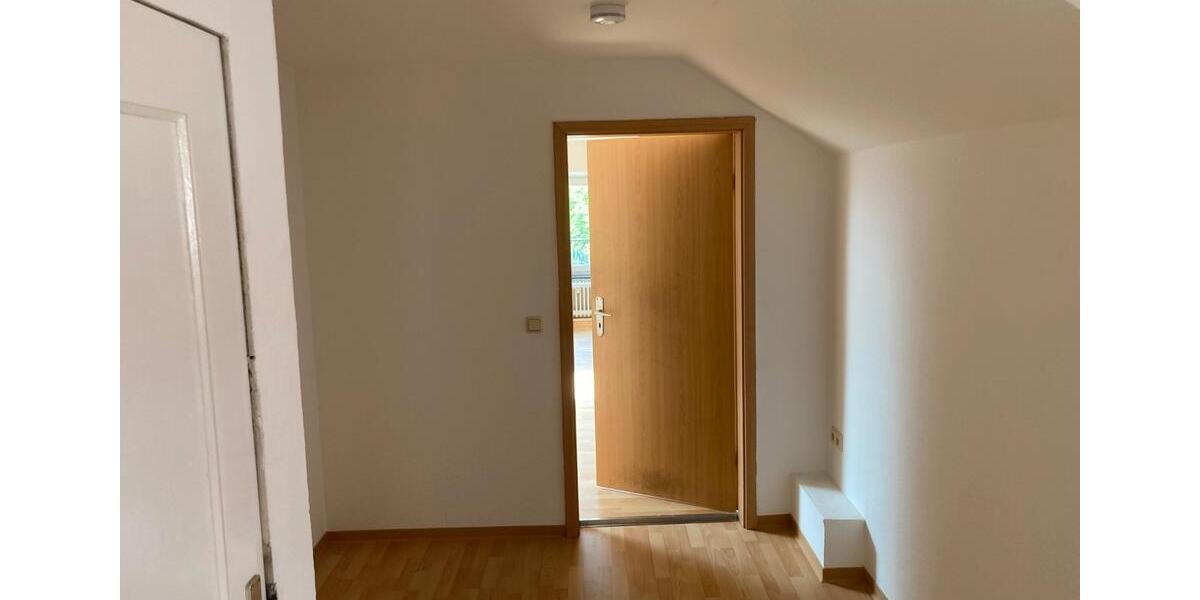 Dachgeschoßwohnung Papenburg - 2 Zimmer, 70 m&sup2;, 500&euro; | Angebot:26662491