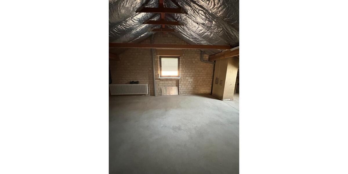 Doppelhaushälfte Eschweiler - 5 Zimmer, 250 m&sup2;, 1.760&euro; | Angebot:25422417