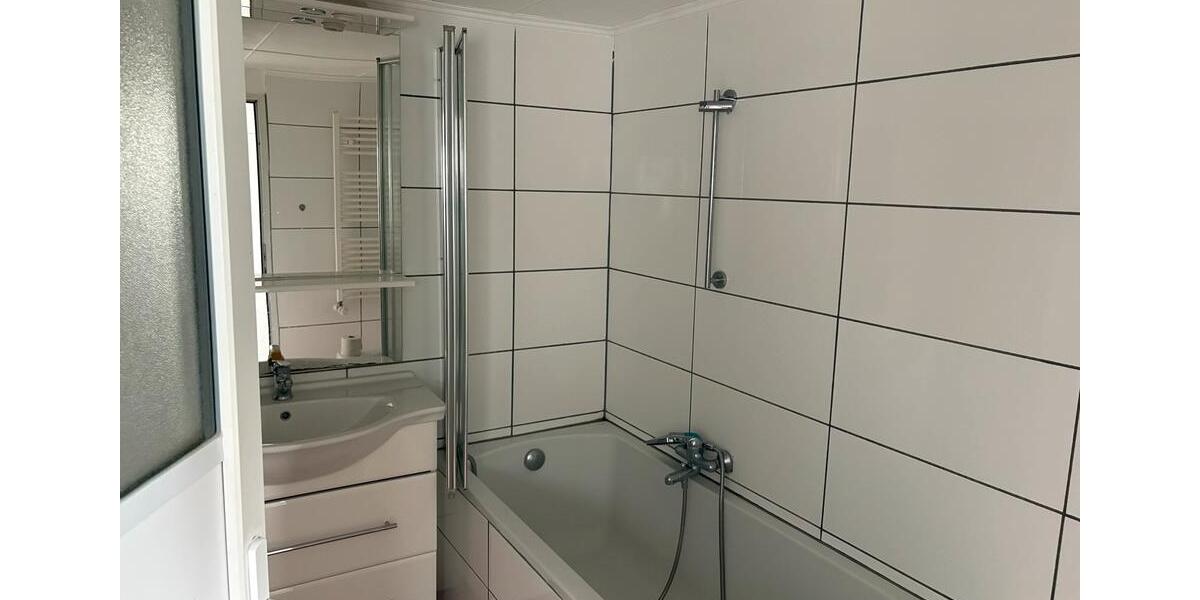 Erdgeschoßwohnung Wetzlar - 3 Zimmer, 80 m&sup2;, 850&euro; | Angebot:25945190
