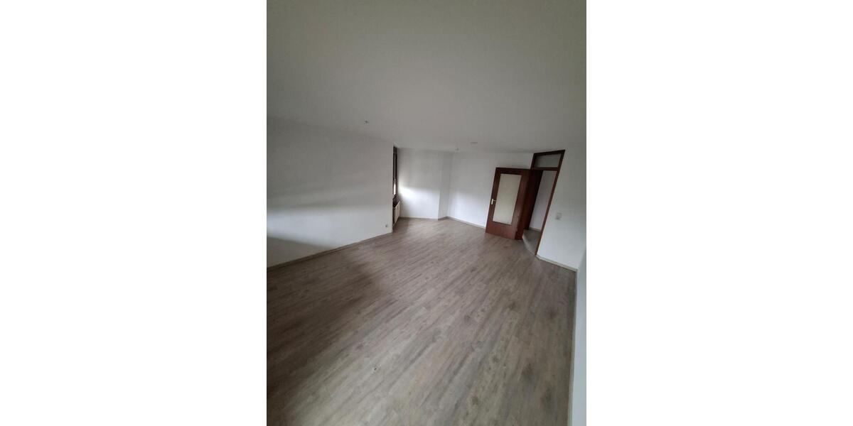 Etagenwohnung Heidenheim an der Brenz - 4 Zimmer, 89 m&sup2;, 890&euro; | Angebot:25589638