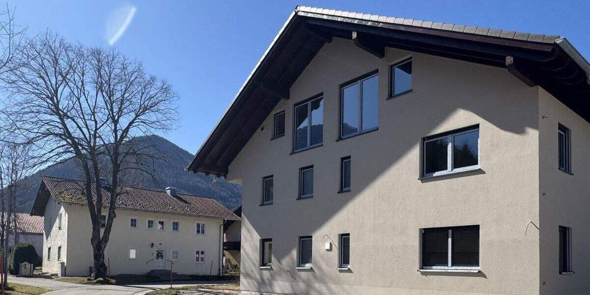Etagenwohnung Ruhpolding Schwaig - 3 Zimmer, 90 m&sup2;, 1.448&euro; | Angebot:26189243