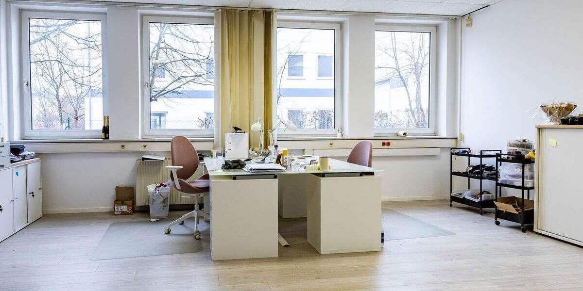 Gewerbeobjekt Kirchheim bei München Heimstetten - 3 Zimmer, 173 m&sup2;, 1.900&euro; | Angebot:25672973