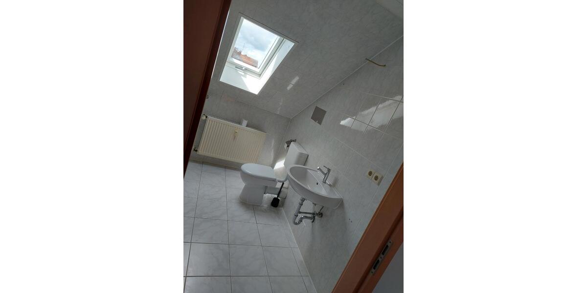 Dachgeschoßwohnung Rauschenberg - 5 Zimmer, 89 m&sup2;, 700&euro; | Angebot:26482957
