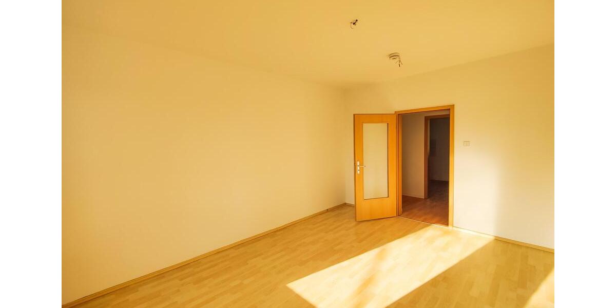 Etagenwohnung Jänschwalde Kolonie - 3 Zimmer, 65 m&sup2;, 325&euro; | Angebot:25838366