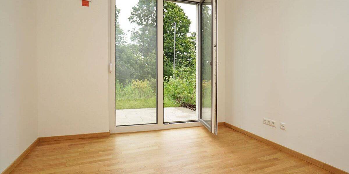 Etagenwohnung Dresden Naußlitz - 3 Zimmer, 81 m&sup2;, 1.215&euro; | Angebot:25821097