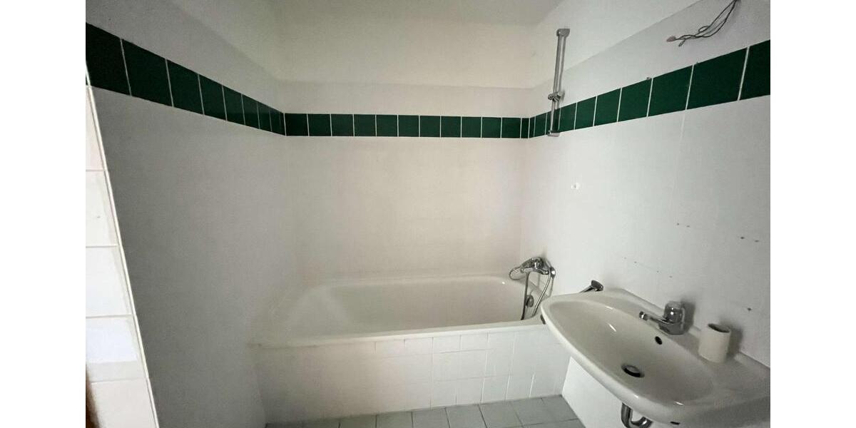 Erdgeschoßwohnung Halberstadt - 2 Zimmer, 64 m&sup2;, 349&euro; | Angebot:25903042