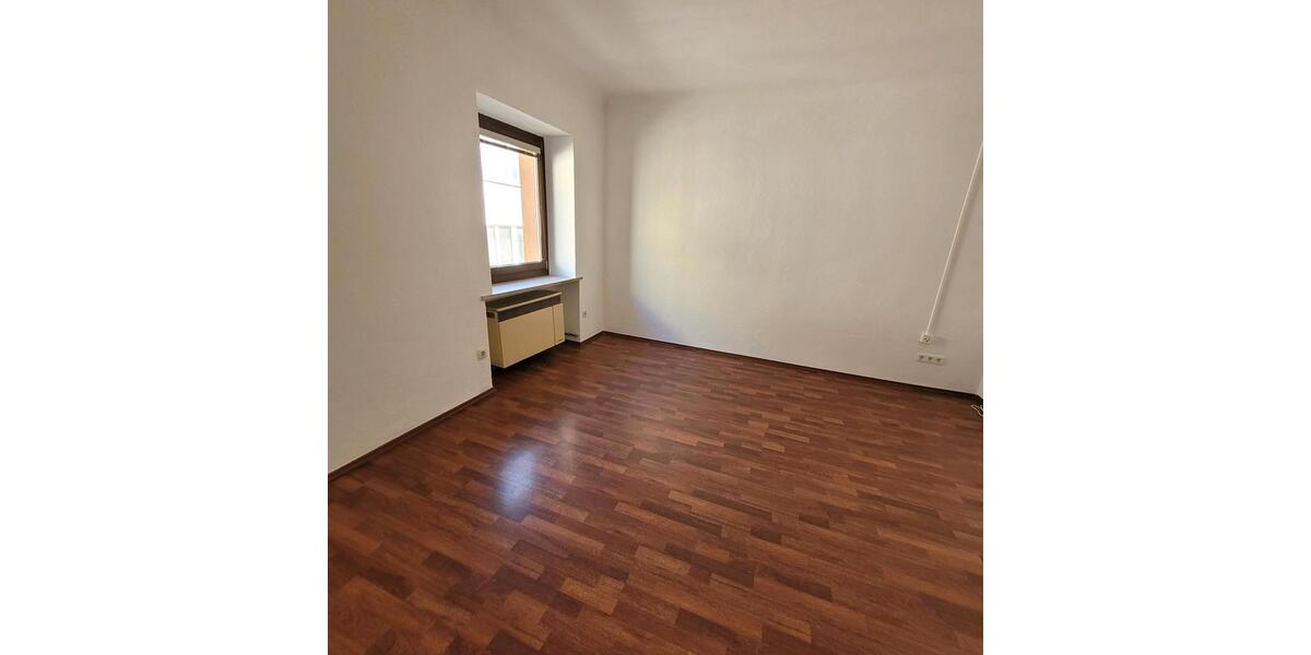 Wohnen auf Zeit Straubing - 1 Zimmer, 16 m&sup2;, 500&euro; | Angebot:25433252