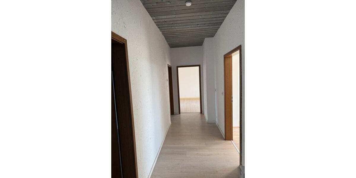 Erdgeschoßwohnung Bad Steben - 3 Zimmer, 95 m&sup2;, 600&euro; | Angebot:26614890