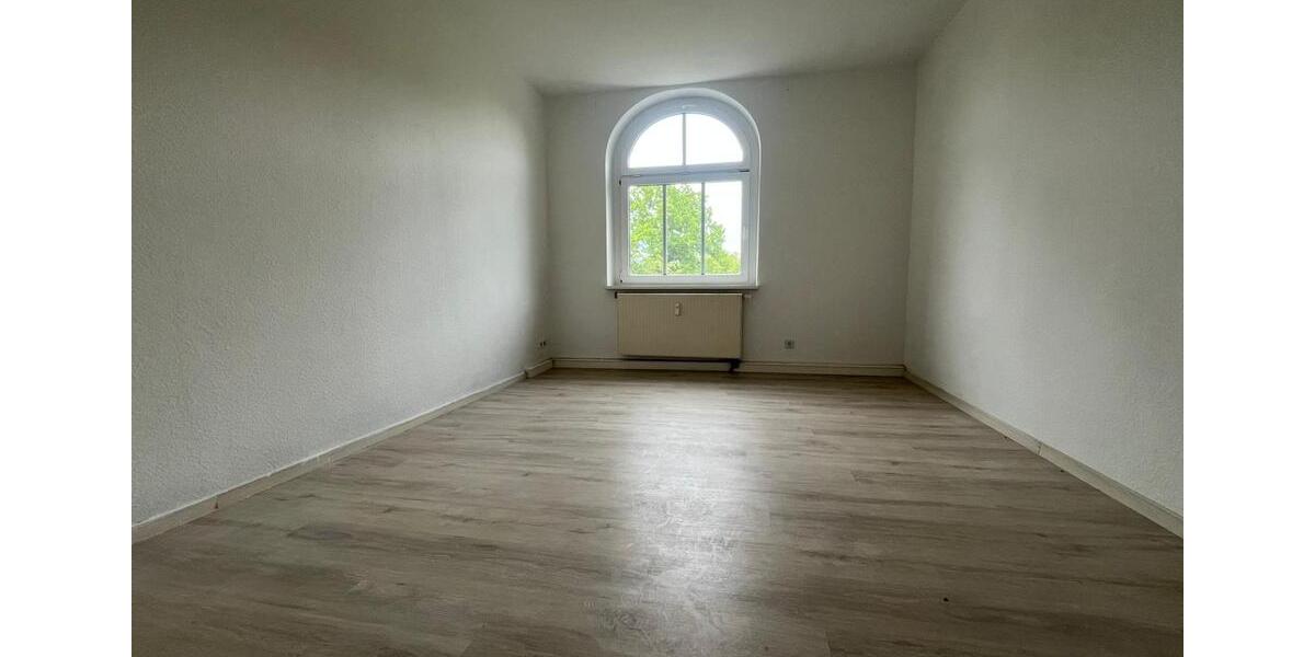 Etagenwohnung Frankfurt (Oder) - 3 Zimmer, 73 m&sup2;, 871&euro; | Angebot:25323137