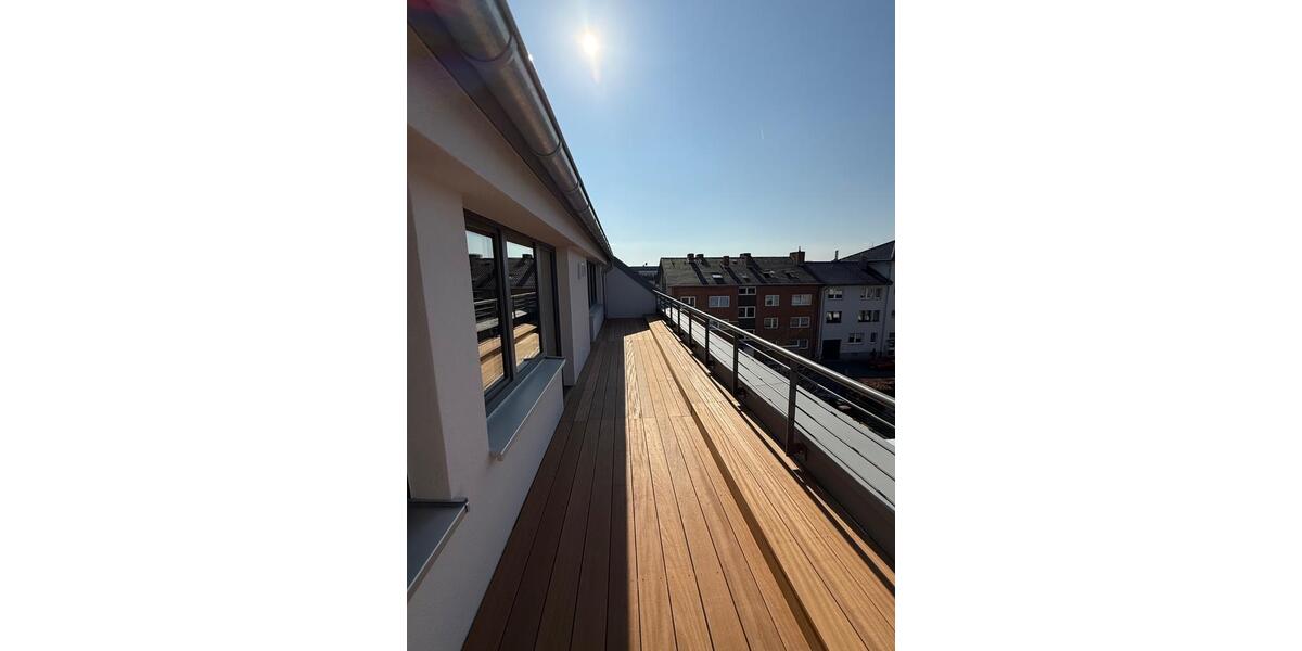 Dachgeschoßwohnung Euskirchen - 3 Zimmer, 131 m&sup2;, 1.598&euro; | Angebot:26618141