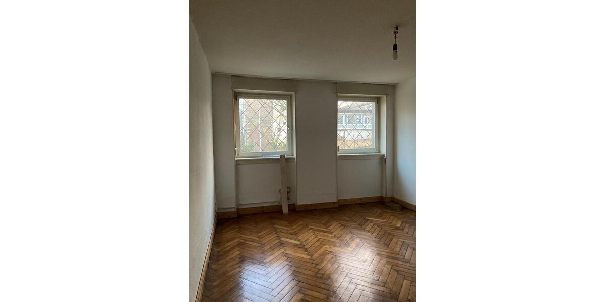 Etagenwohnung Saarbrücken St. Arnual - 1 Zimmer, 35 m&sup2;, 350&euro; | Angebot:26566241
