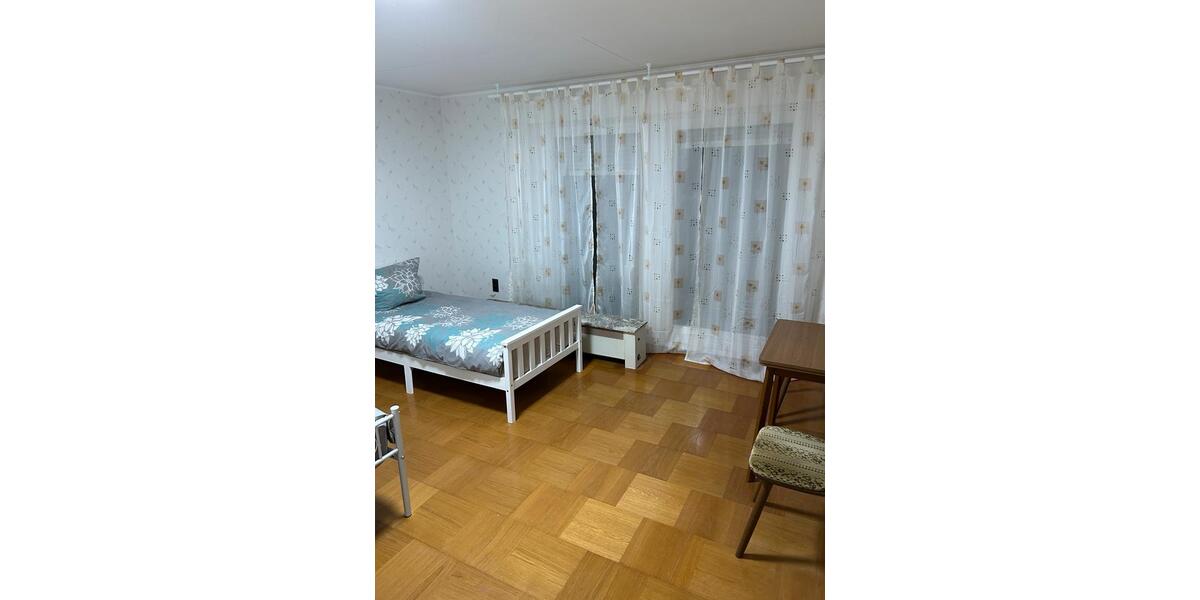 Wohnen auf Zeit Weilerswist - 4 Zimmer, 16 m&sup2;, 20&euro; | Angebot:26704112