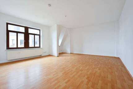 Wohnung zum Mieten in Hohenstein-Ernstthal 329 € 75 m²