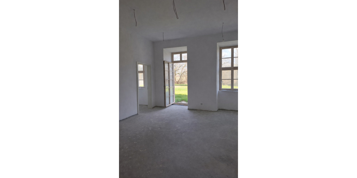 Erdgeschoßwohnung Teutschenthal - 2 Zimmer, 65 m&sup2;, 702&euro; | Angebot:25720976