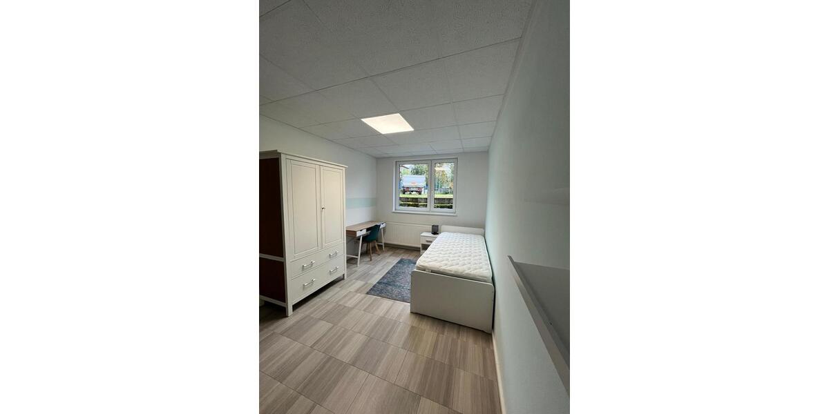 WG-Zimmer - voll möbliert - modernneuwertig - Sofort verfügbar 1 zimmer