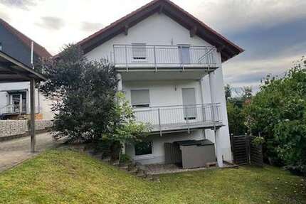 Haus Reichenbach-Steegen Steegen - 3 Zimmer, 255 m&sup2;, 2.200&euro; | Angebot:25301346
