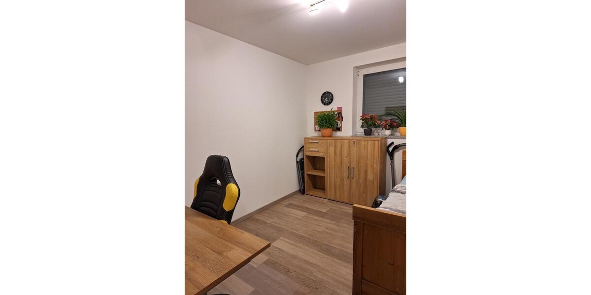Dachgeschoßwohnung Nördlingen - 3 Zimmer, 85 m&sup2;, 895&euro; | Angebot:24744612