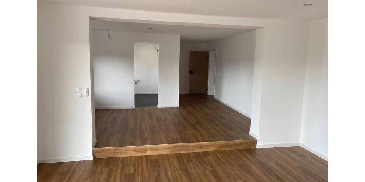 Erdgeschoßwohnung Walldürn - 3 Zimmer, 104 m&sup2;, 970&euro; | Angebot:26625817