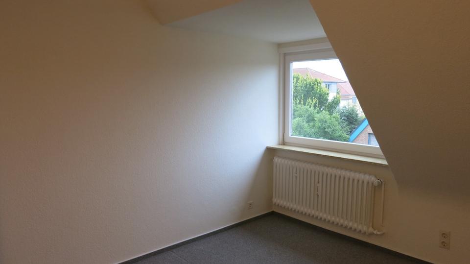 Dachgeschoßwohnung Sittensen - 2.5 Zimmer, 65 m&sup2;, 650&euro; | Angebot:24840226