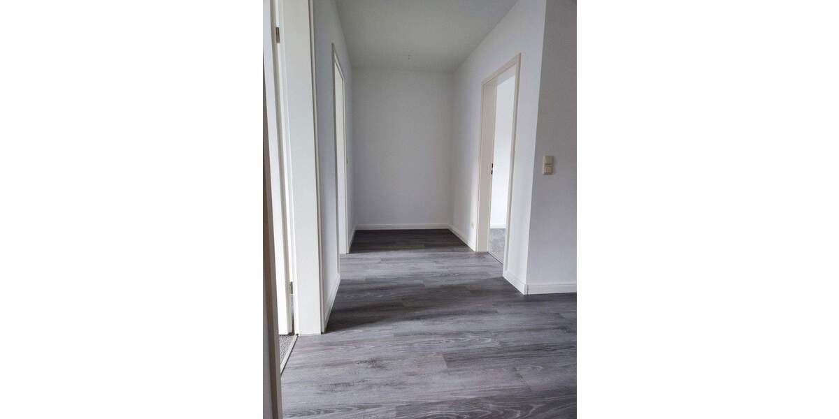 Reihenmittelhaus Albersdorf - 3 Zimmer, 130 m&sup2;, 1.100&euro; | Angebot:25716267