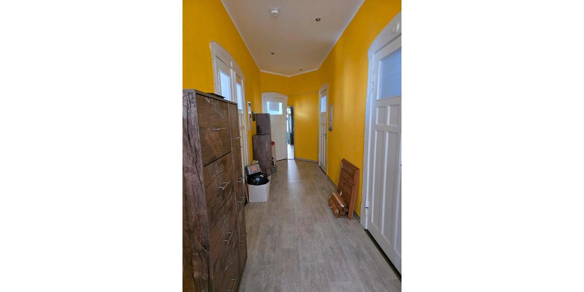 Etagenwohnung Senftenberg - 3 Zimmer, 109 m&sup2;, 900&euro; | Angebot:25841355