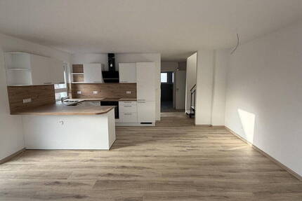Wohnung Crailsheim - 3 Zimmer, 99 m&sup2;, 1.170&euro; | Angebot:26203888