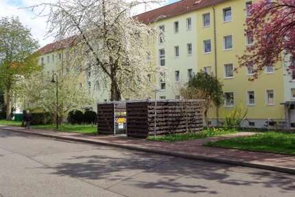 Wohnung zum Mieten in Braunsbedra 347 € 57.75 m²