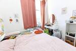 Neu renovierte, große Wohnung mit EinliegerWohnung zu vermieten