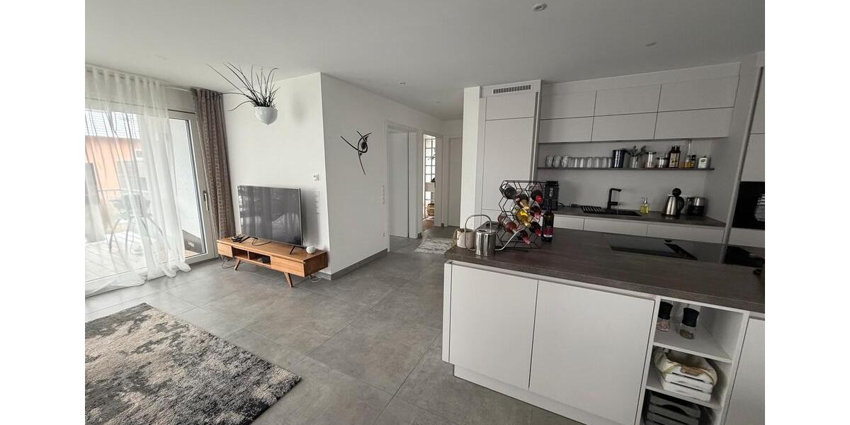 Erdgeschoßwohnung Überlingen - 3.5 Zimmer, 107 m&sup2;, 1.600&euro; | Angebot:24750332