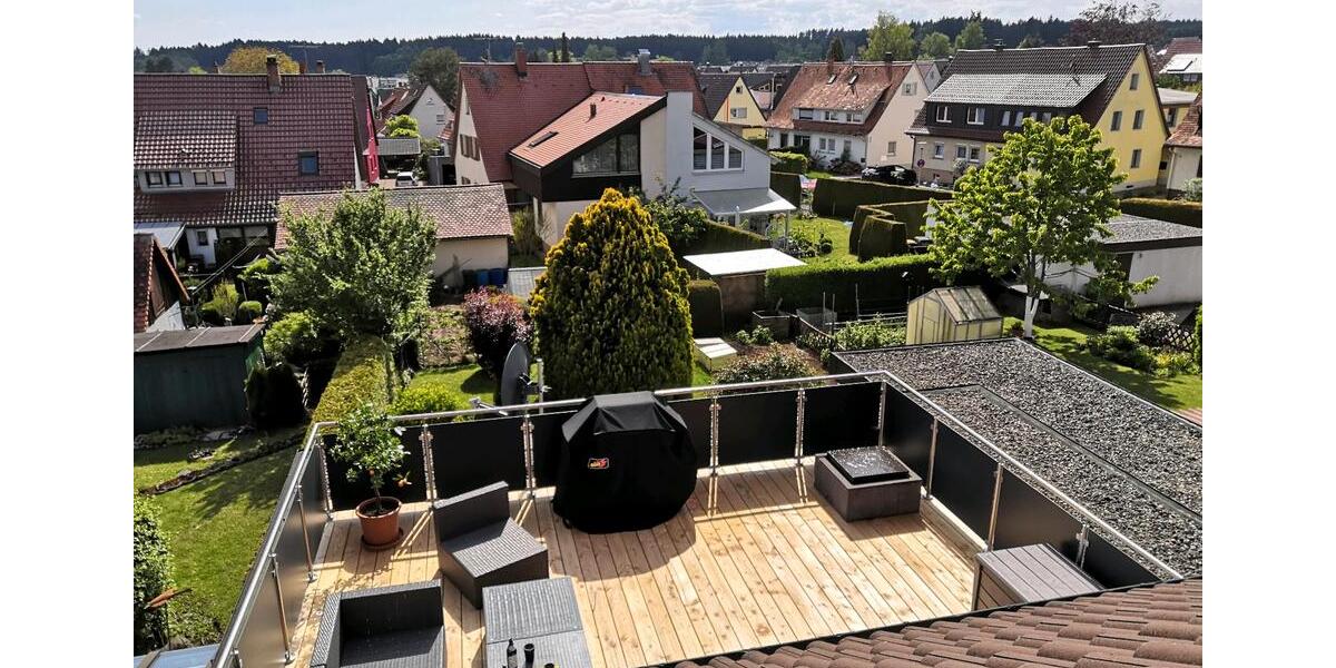 Dachgeschoßwohnung Villingen-Schwenningen Schwenningen - 4 Zimmer, 85 m&sup2;, 1.050&euro; | Angebot:25165024