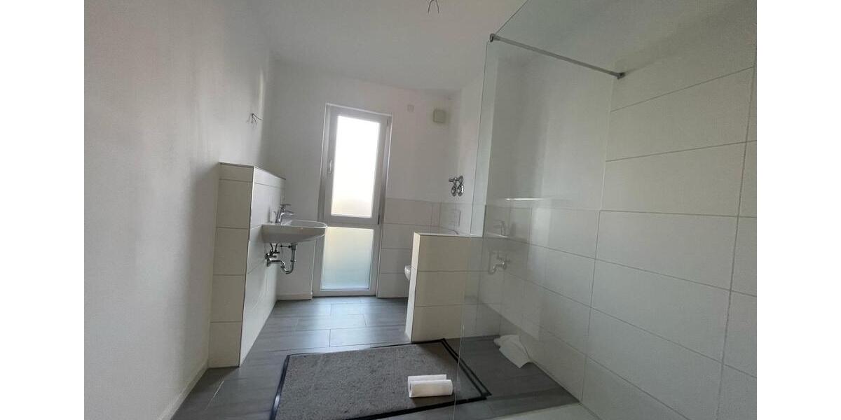 Erdgeschoßwohnung Baden-Baden Baden - 3 Zimmer, 113 m&sup2;, 1.750&euro; | Angebot:26030733