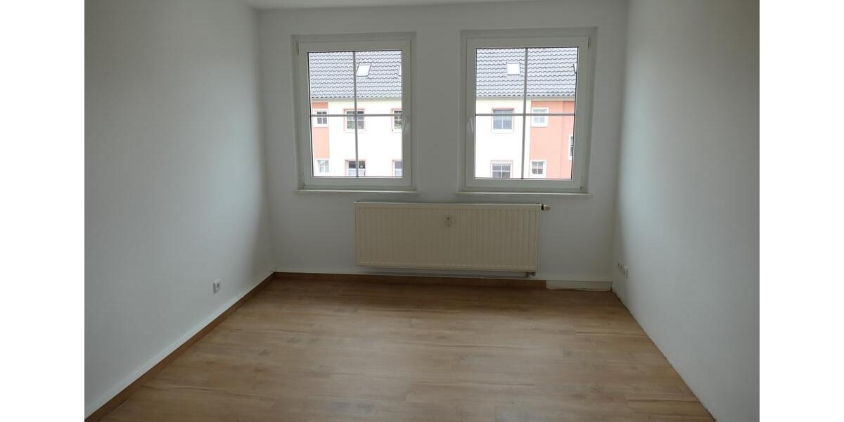Etagenwohnung Naumburg (Saale) - 3 Zimmer, 65 m&sup2;, 525&euro; | Angebot:26476529