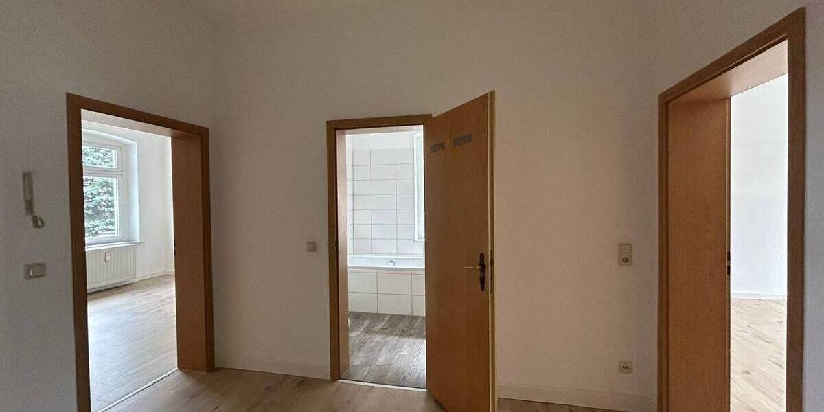 Zimmer Zittau - 4 Zimmer, 100 m&sup2;, 450&euro; | Angebot:25735250