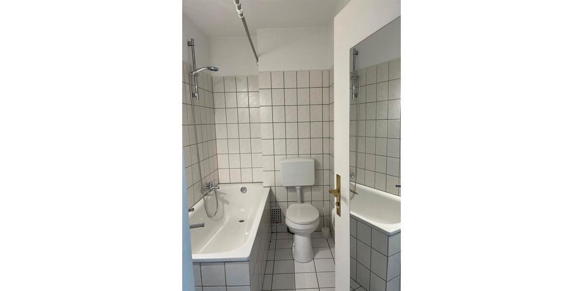 Dachgeschoßwohnung Mülheim an der Ruhr Mellinghofen - 1.5 Zimmer, 35 m&sup2;, 350&euro; | Angebot:26019158