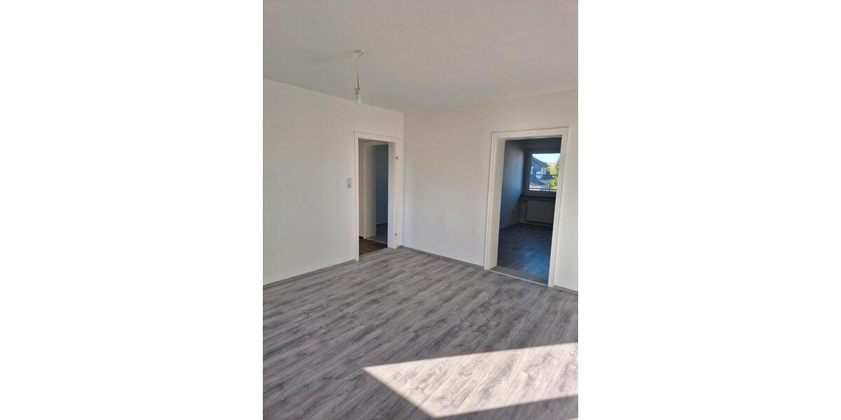 Etagenwohnung Schellerten - 3 Zimmer, 62 m&sup2;, 740&euro; | Angebot:26271728