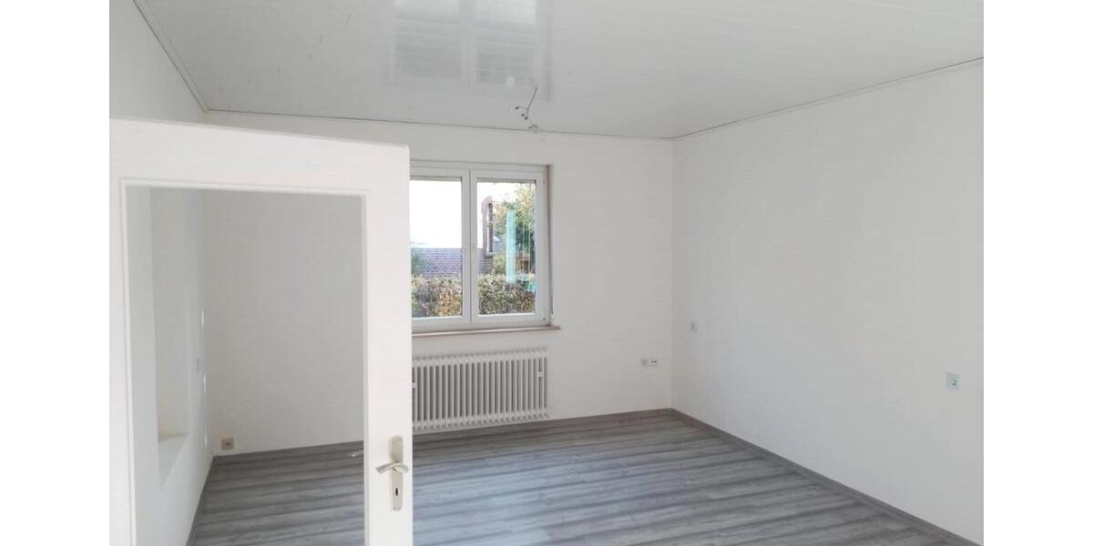 Erdgeschoßwohnung Kassel Harleshausen - 3 Zimmer, 93 m&sup2;, 900&euro; | Angebot:26022156