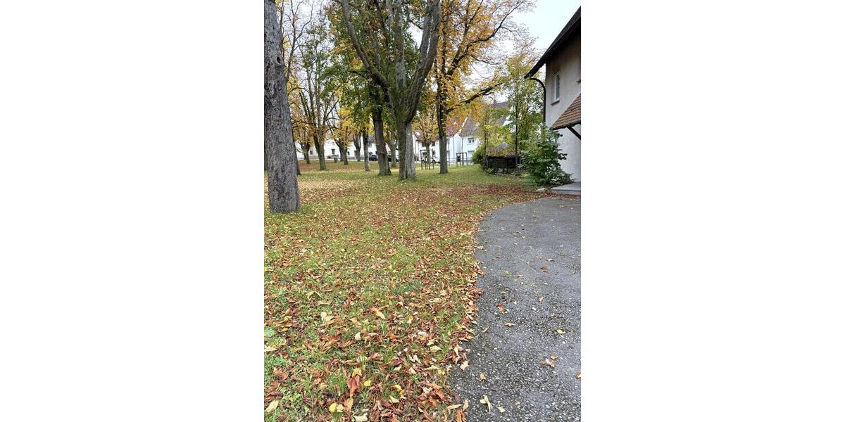 Erdgeschoßwohnung Laupheim - 2.5 Zimmer, 76 m&sup2;, 850&euro; | Angebot:24487415