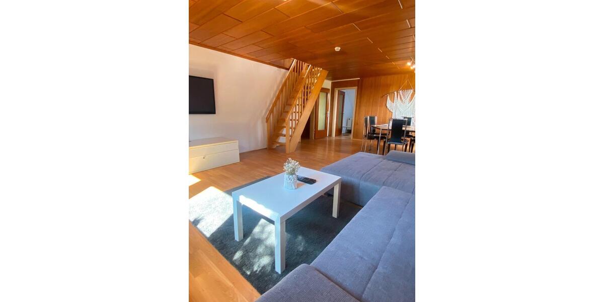 Wohnen auf Zeit Selbitz - 4 Zimmer, 130 m&sup2;, 24&euro; | Angebot:22032018