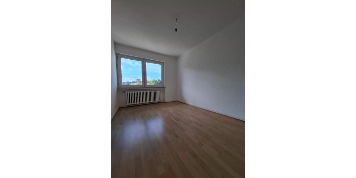 Etagenwohnung Bonn Zentrum - 3 Zimmer, 71 m&sup2;, 650&euro; | Angebot:26609077