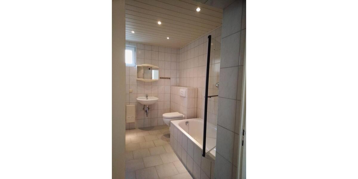 Erdgeschoßwohnung Geithain - 2 Zimmer, 58 m&sup2;, 350&euro; | Angebot:26028056