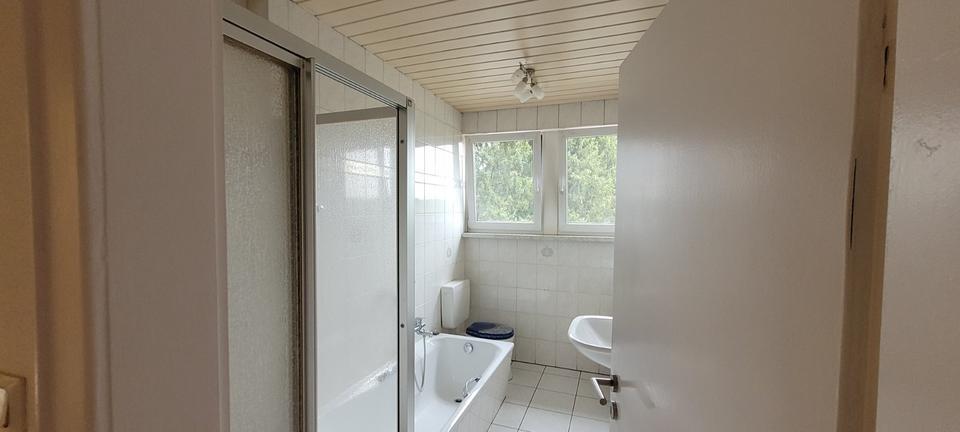 Attraktive 4-Zimmer-Küche-Bad-Wohnung