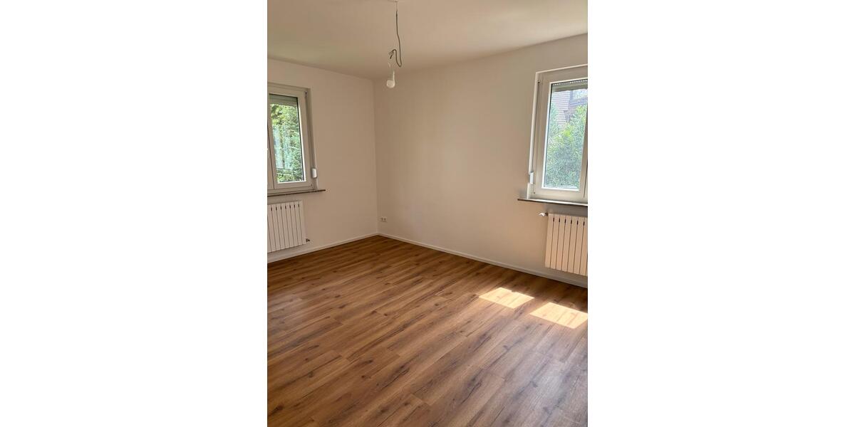 Erdgeschoßwohnung Stuttgart Degerloch - 3 Zimmer, 70 m&sup2;, 1.400&euro; | Angebot:26516829