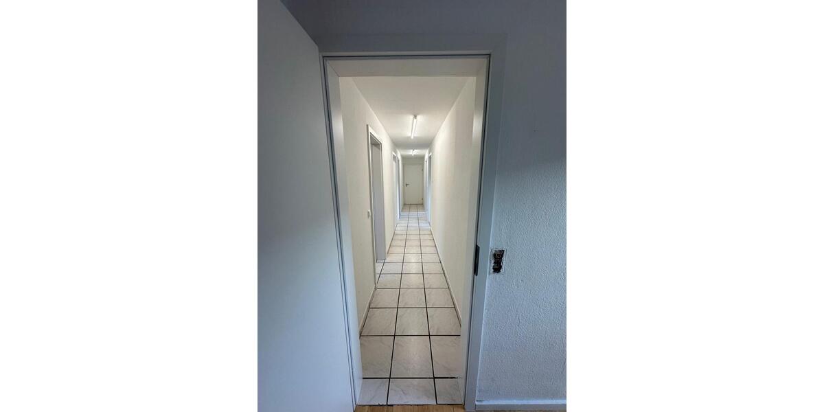 Dachgeschoßwohnung Sinsheim - 4 Zimmer, 1.100&euro; | Angebot:22586309