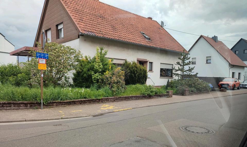 Erdgeschoßwohnung Saarbrücken West - 3 Zimmer, 89 m&sup2;, 730&euro; | Angebot:25917921