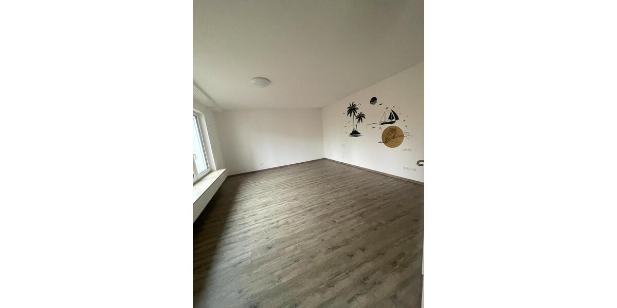 Erdgeschoßwohnung Miltenberg - 4 Zimmer, 110 m&sup2;, 1.250&euro; | Angebot:24694734