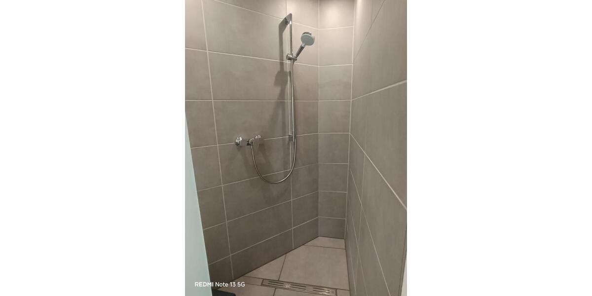 Etagenwohnung Halle - 1 Zimmer, 50 m&sup2;, 750&euro; | Angebot:25406312