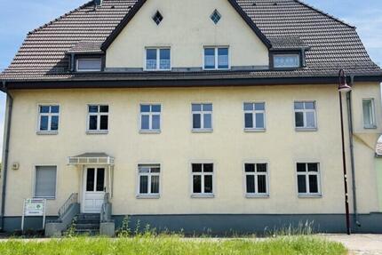 Büro zentrale Lage in Neuenhagen - mit Empfang und Gäste-WC zimmer