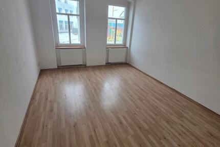 Wohnung Gera Debschwitz - 3 Zimmer, 80 m&sup2;, 550&euro; | Angebot:27629053