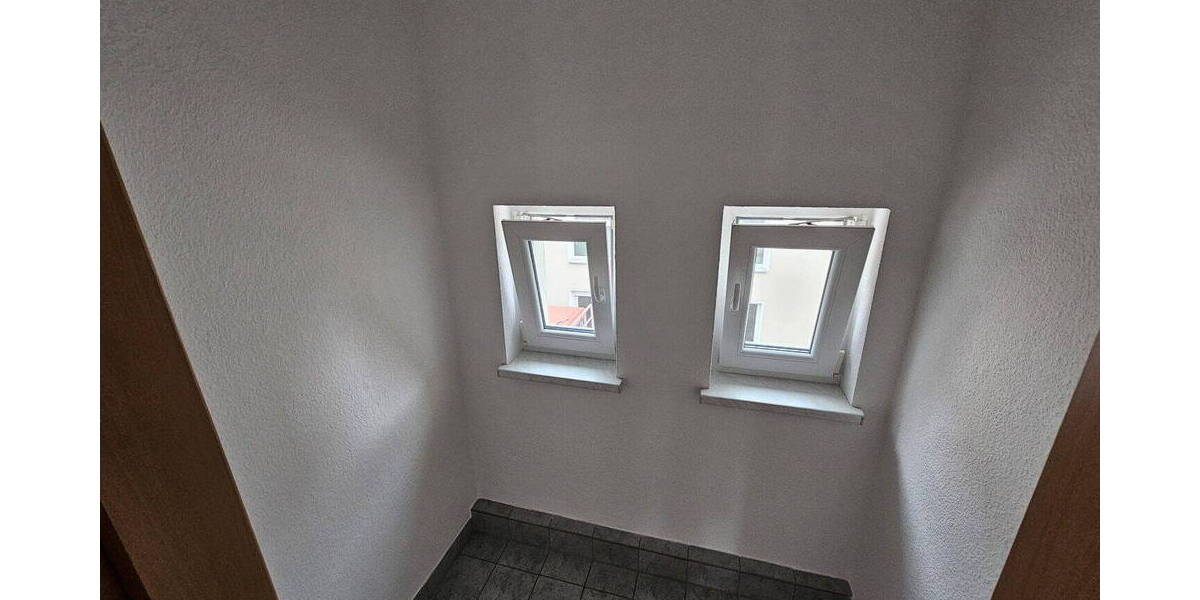 Etagenwohnung Eberswalde Finow - 4 Zimmer, 105 m&sup2;, 1.160&euro; | Angebot:26500073